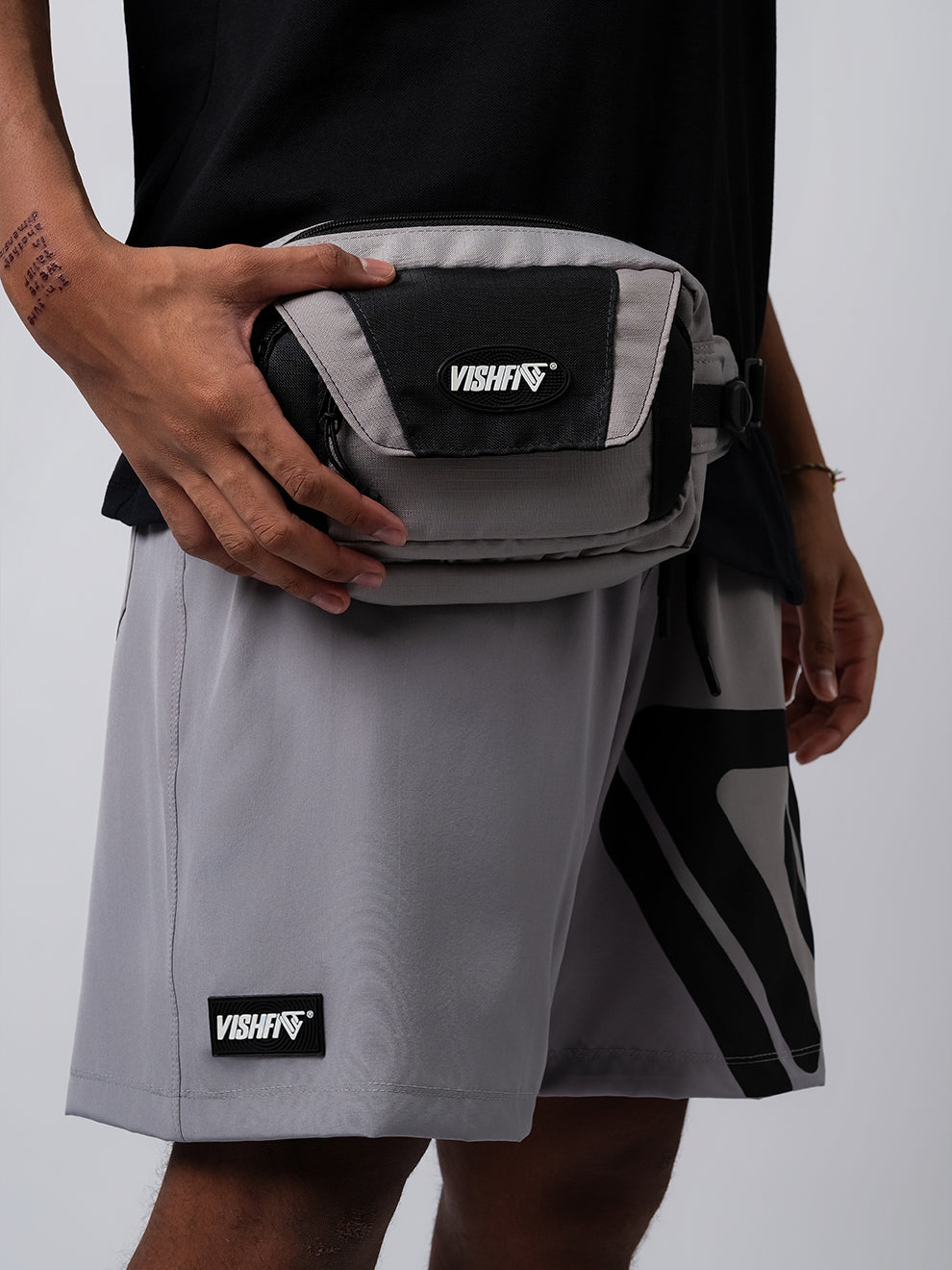 Waist Bag Tag Two Cinza