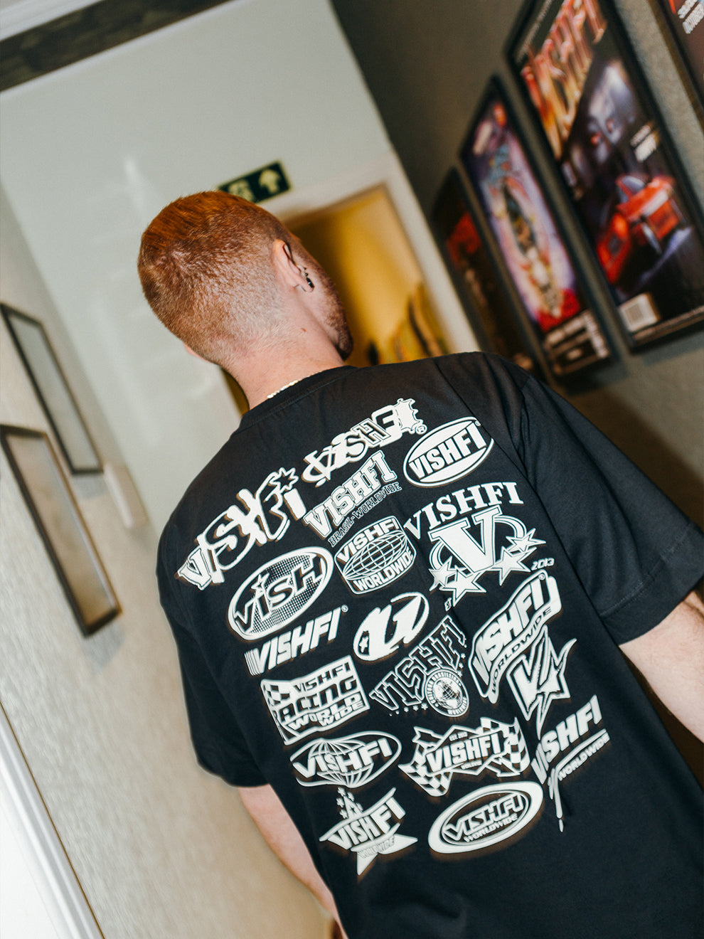 Camiseta Logotypes Preta