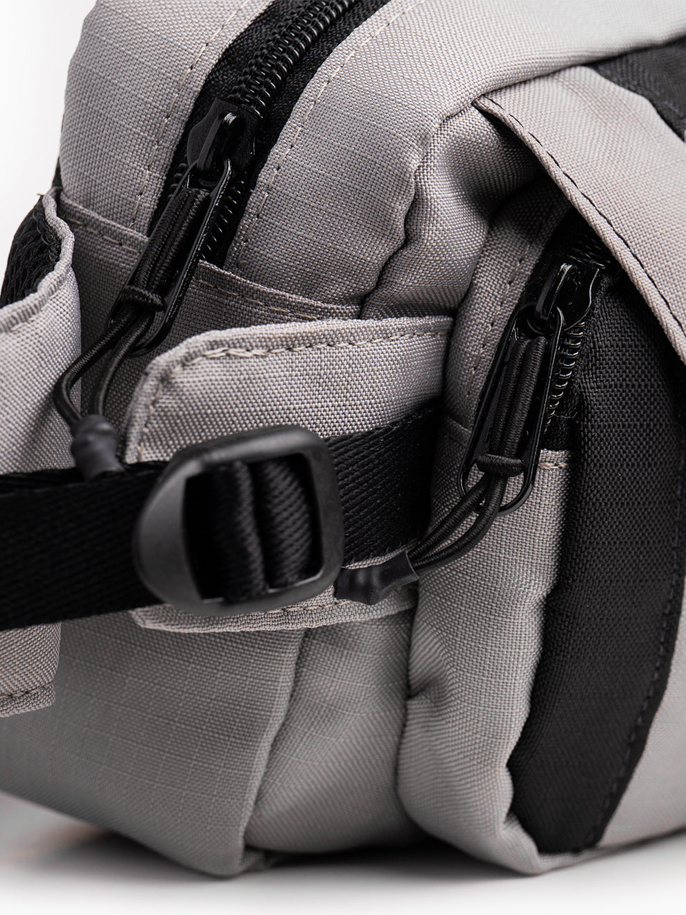 Waist Bag Tag Two Cinza