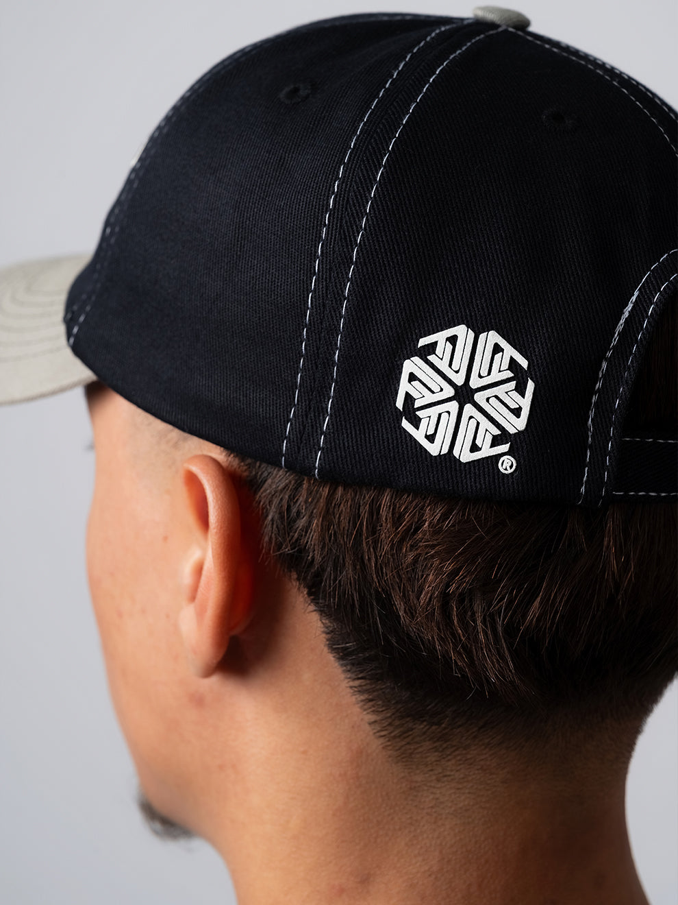 DAD HAT LOGO RELEVO BLACK