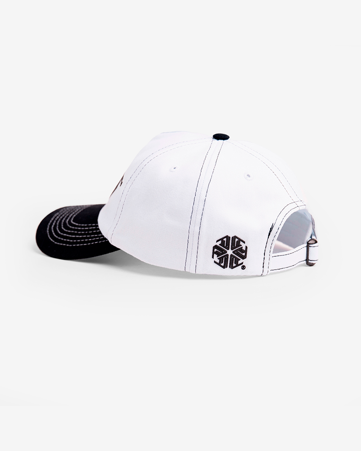 DAD HAT LOGO RELEVO WHITE