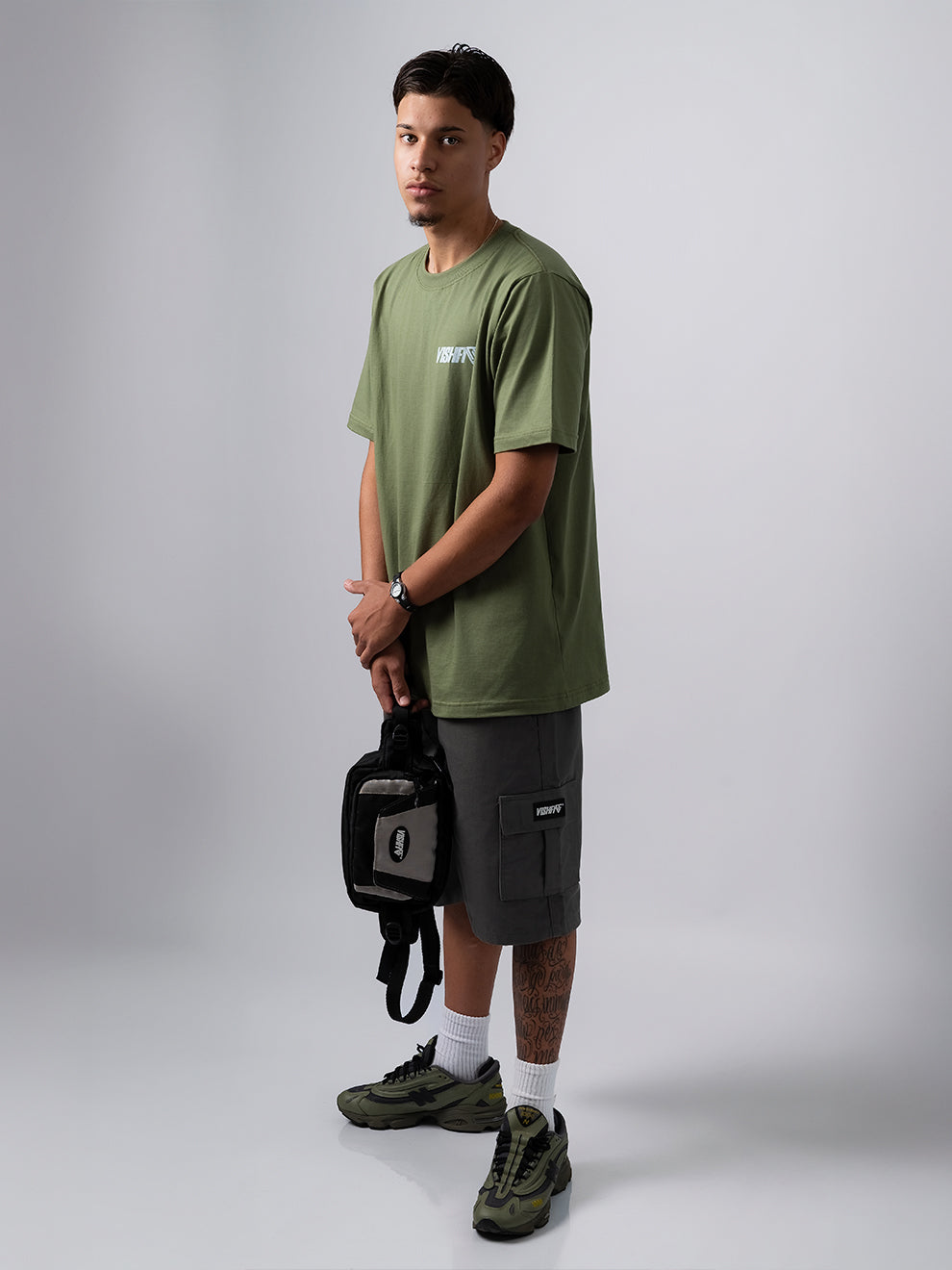 Camiseta Logo Verde Oliva