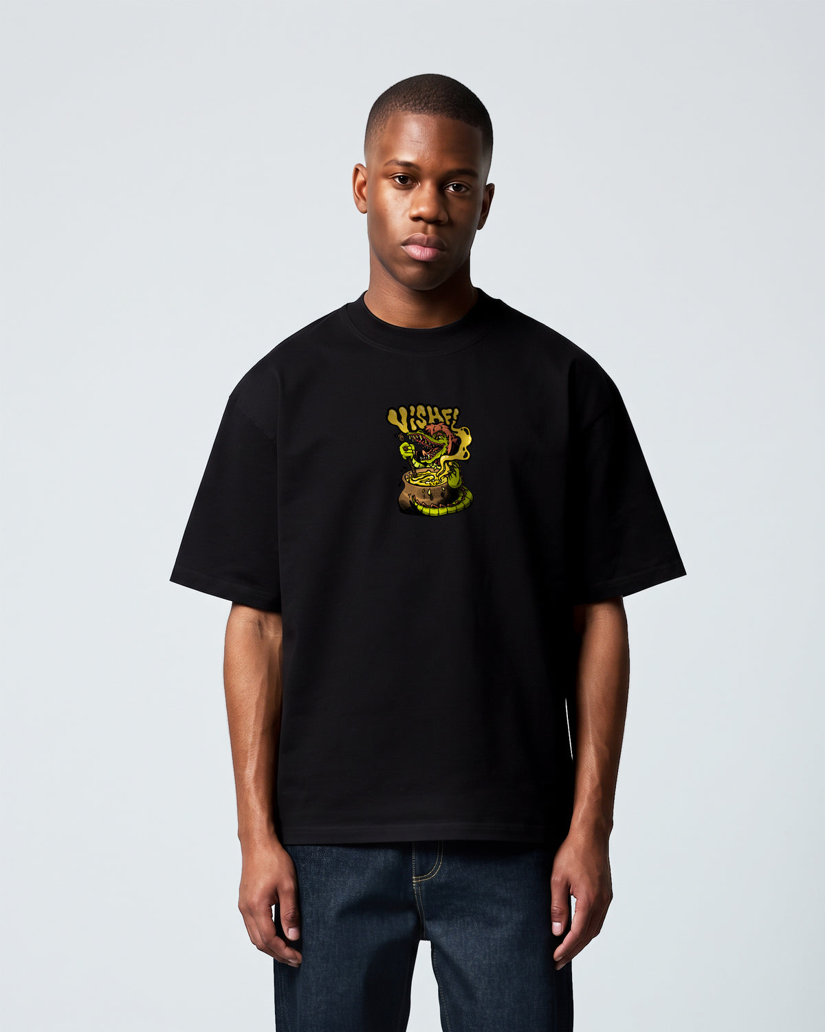 Camiseta Heavy Oversized Cuca Preta