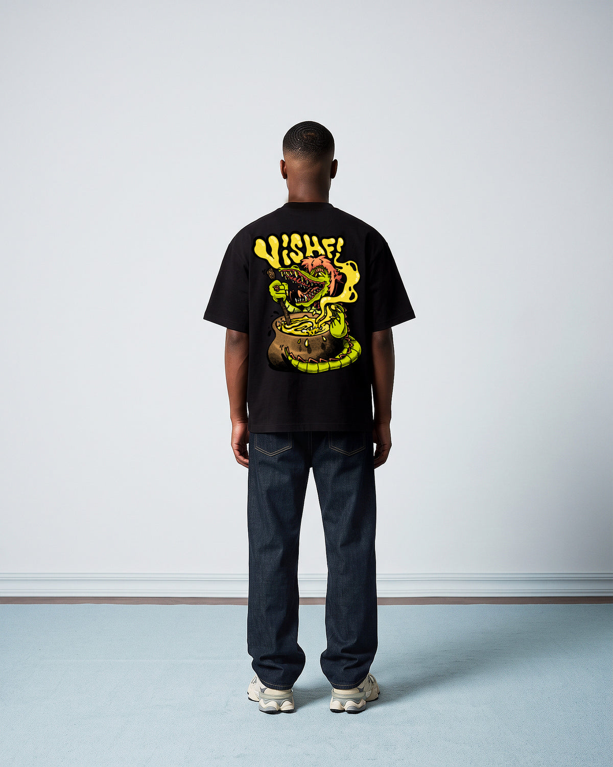 Camiseta Heavy Oversized Cuca Preta