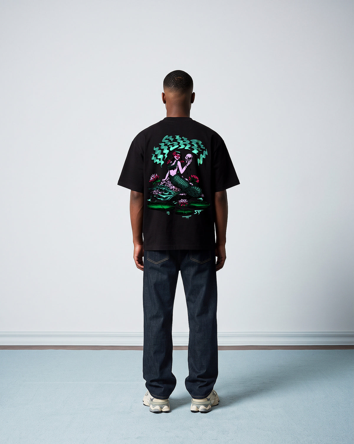 Camiseta Heavy Oversized Iara Preta