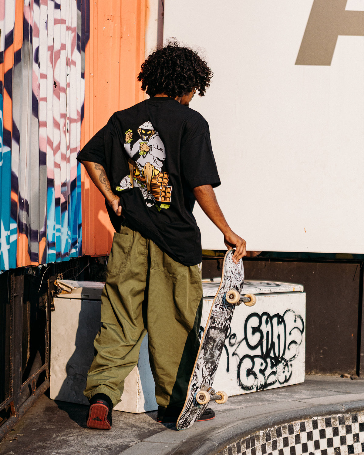 T-SHIRT CORRE DAS NOTAS BLACK